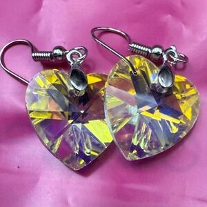Aurora Borealis Dangle Heart Earrings. Reflective Of Light. Prism Of Colors